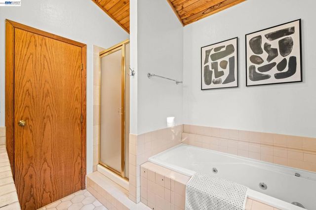 279 Castle Hill Ranch Rd, Walnut Creek, CA 94595