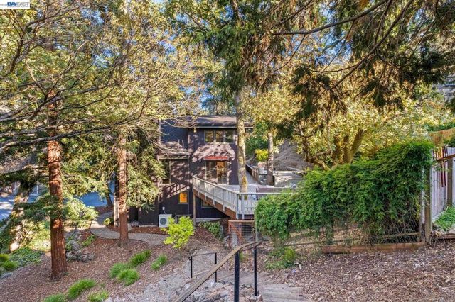 279 Castle Hill Ranch Rd, Walnut Creek, CA 94595