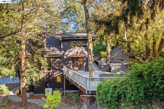 279 Castle Hill Ranch Rd, Walnut Creek, CA 94595
