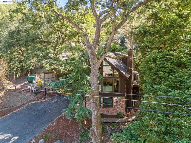 279 Castle Hill Ranch Rd, Walnut Creek, CA 94595
