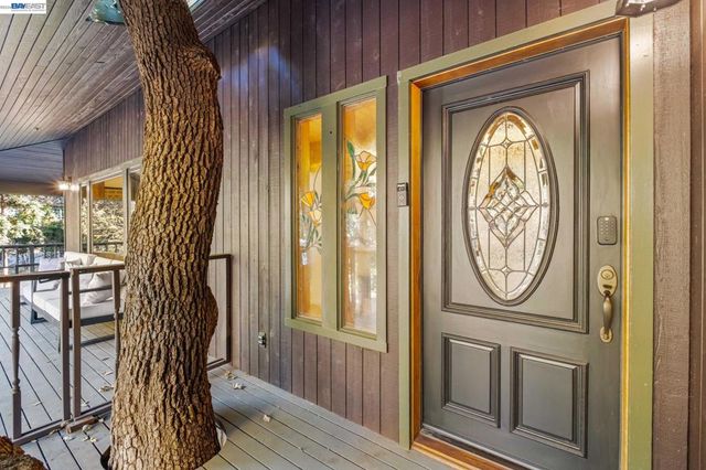 279 Castle Hill Ranch Rd, Walnut Creek, CA 94595