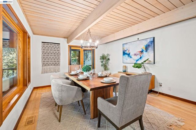 279 Castle Hill Ranch Rd, Walnut Creek, CA 94595