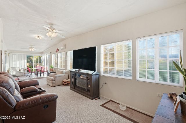 425 W San Ignacio, Green Valley, AZ 85614