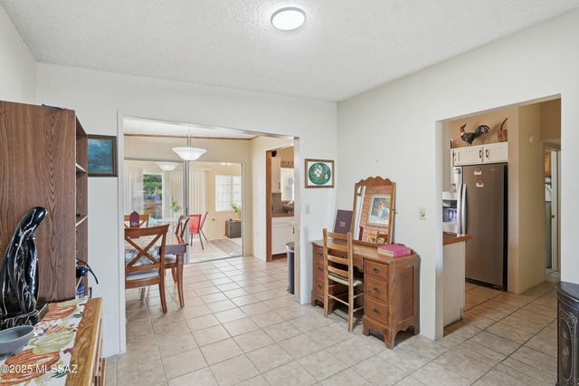 425 W San Ignacio, Green Valley, AZ 85614