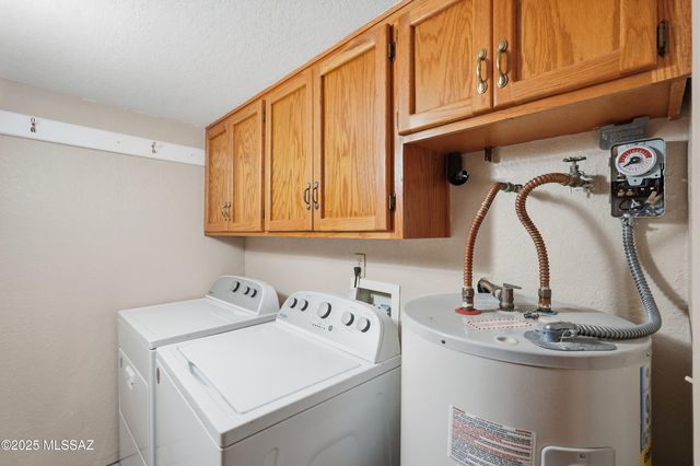 425 W San Ignacio, Green Valley, AZ 85614