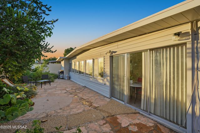 425 W San Ignacio, Green Valley, AZ 85614