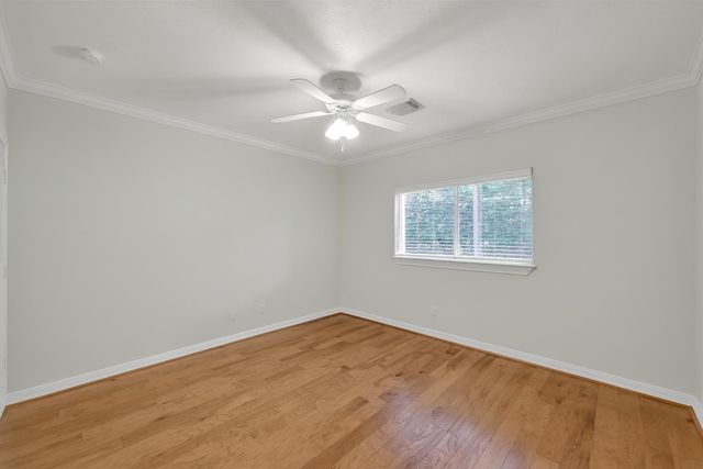 106 Lazy Springs Drive, Montgomery, TX 77356