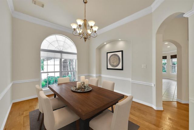 106 Lazy Springs Drive, Montgomery, TX 77356