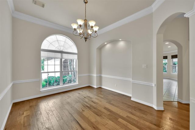 106 Lazy Springs Drive, Montgomery, TX 77356