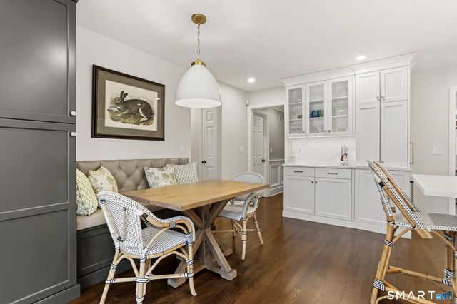 165 Hemlock Hills Road South, Fairfield, CT 06824