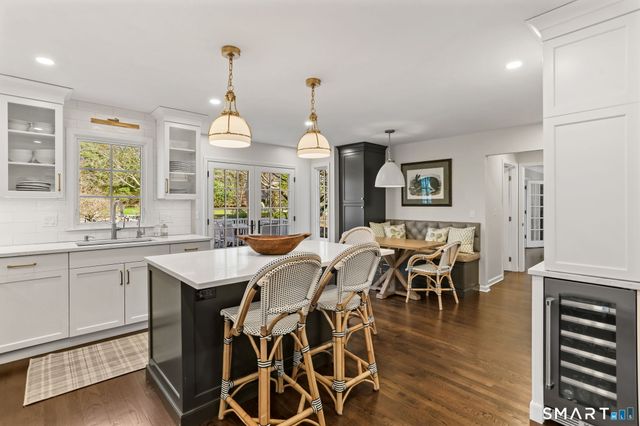 165 Hemlock Hills Road South, Fairfield, CT 06824