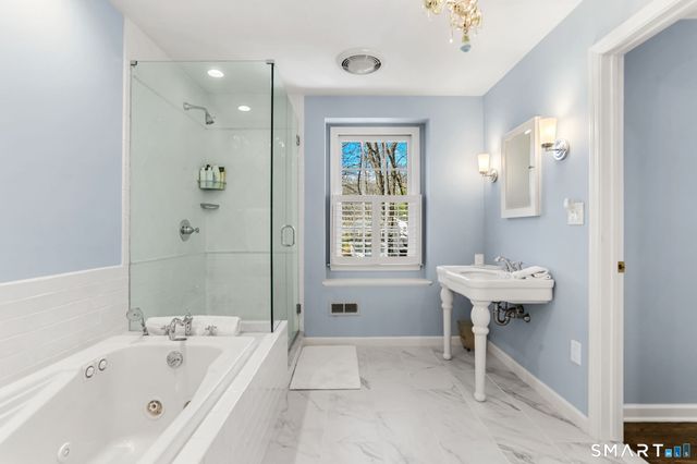 165 Hemlock Hills Road South, Fairfield, CT 06824