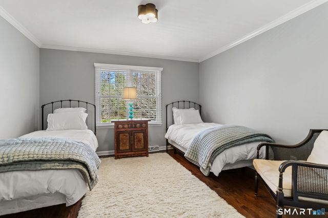 165 Hemlock Hills Road South, Fairfield, CT 06824