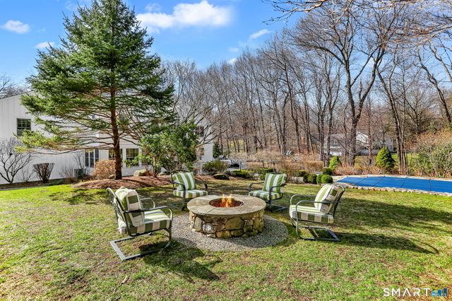 165 Hemlock Hills Road South, Fairfield, CT 06824