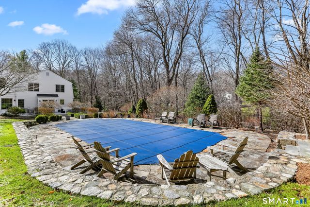 165 Hemlock Hills Road South, Fairfield, CT 06824