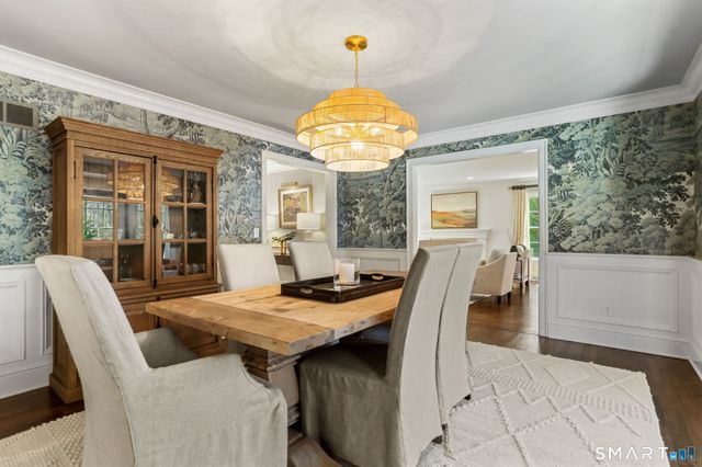 165 Hemlock Hills Road South, Fairfield, CT 06824