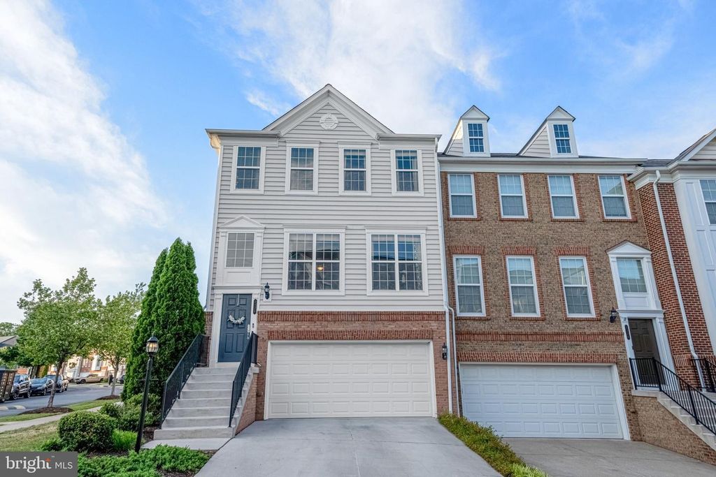 2228 GREYWING ST, Woodbridge, VA 22191