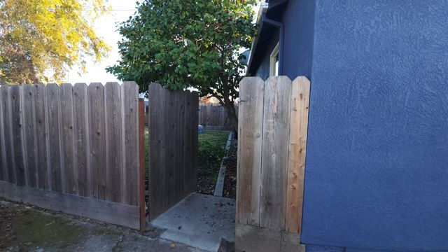 245 Bardo Ave, Oakdale, CA 95361