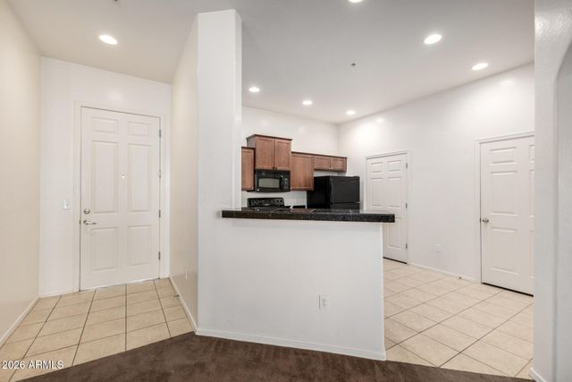 14575 W MOUNTAIN VIEW Boulevard 10216, Surprise, AZ 85374