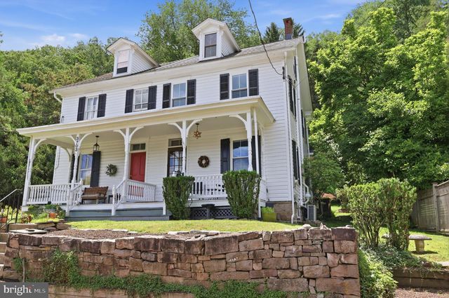 3709 RIVER RD, Lumberville, PA 18933
