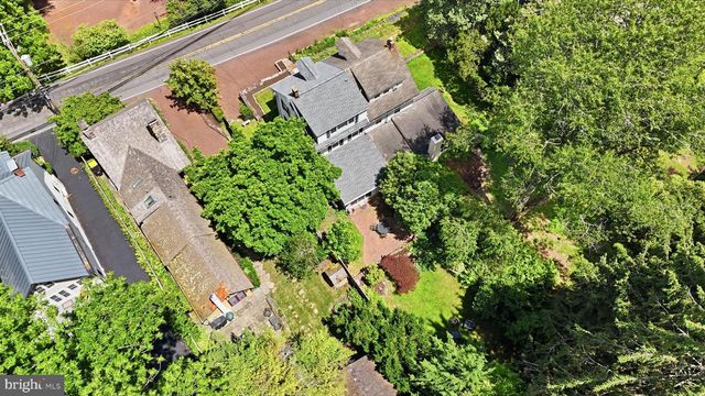3709 RIVER RD, Lumberville, PA 18933
