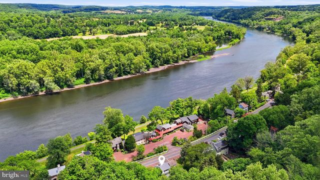 3709 RIVER RD, Lumberville, PA 18933
