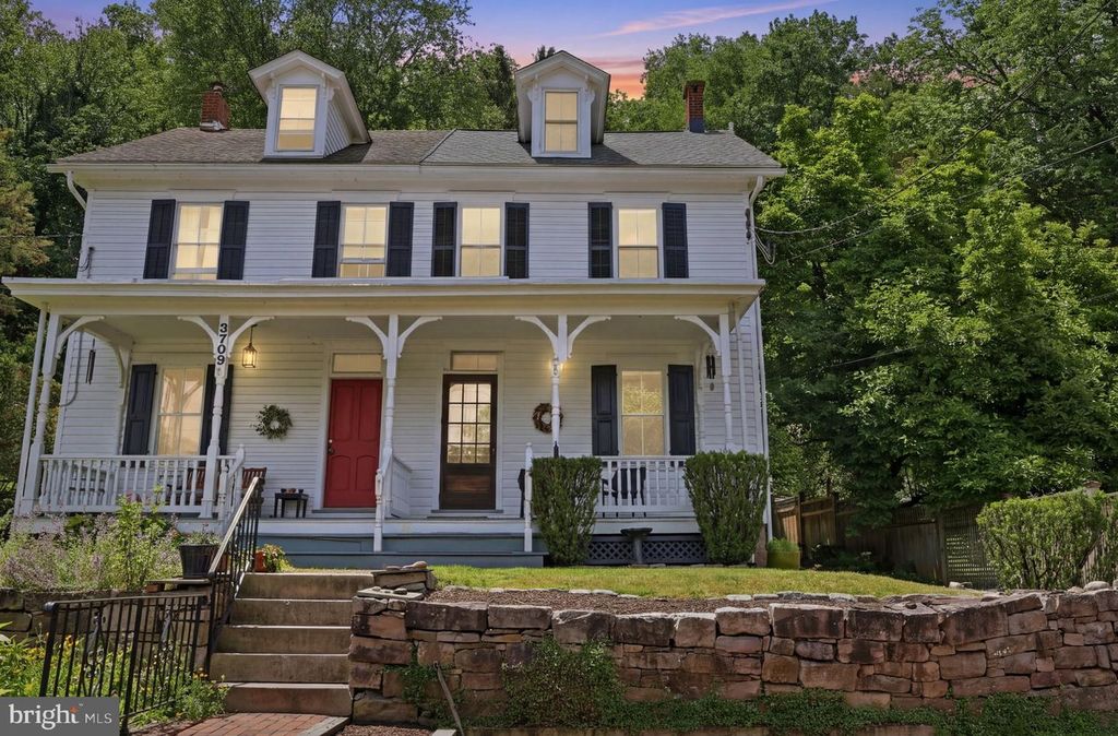 3709 RIVER RD, Lumberville, PA 18933