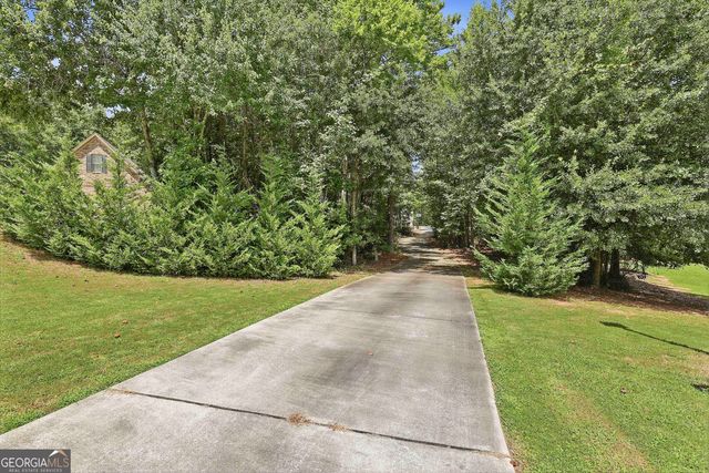 114 Ranan Lane, Newnan, GA 30263