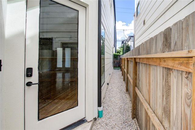 1810 Hazard Street A, Houston, TX 77019