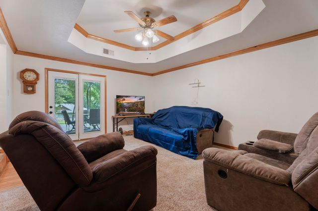 1322 Marina Drive, Grove, OK 74344
