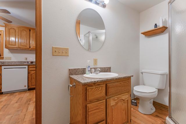 1322 Marina Drive, Grove, OK 74344