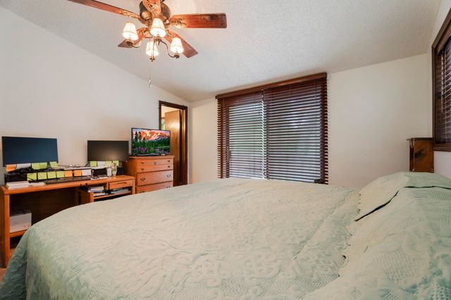 1322 Marina Drive, Grove, OK 74344