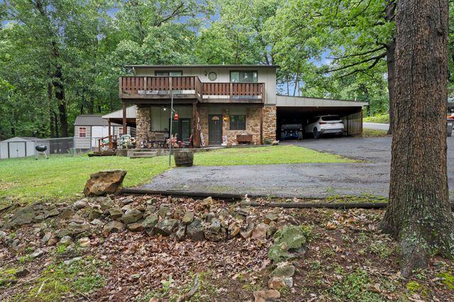 1322 Marina Drive, Grove, OK 74344