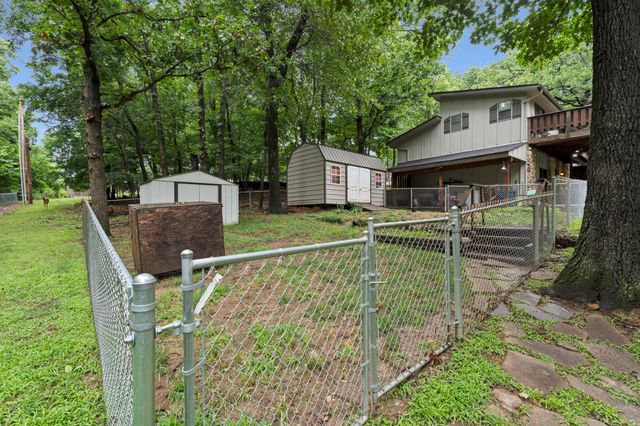 1322 Marina Drive, Grove, OK 74344
