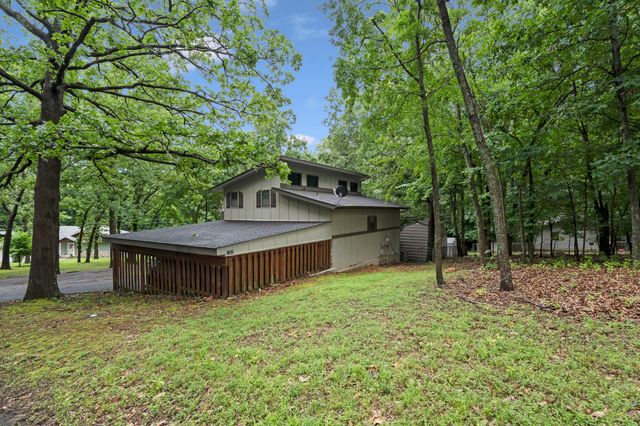 1322 Marina Drive, Grove, OK 74344