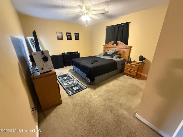 5080 Gautier Vancleave Road, E9, Gautier, MS 39553