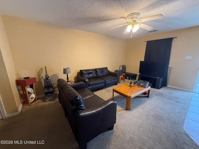 5080 Gautier Vancleave Road, E9, Gautier, MS 39553