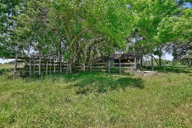 TBD Mode Lane, La Grange, TX 78945