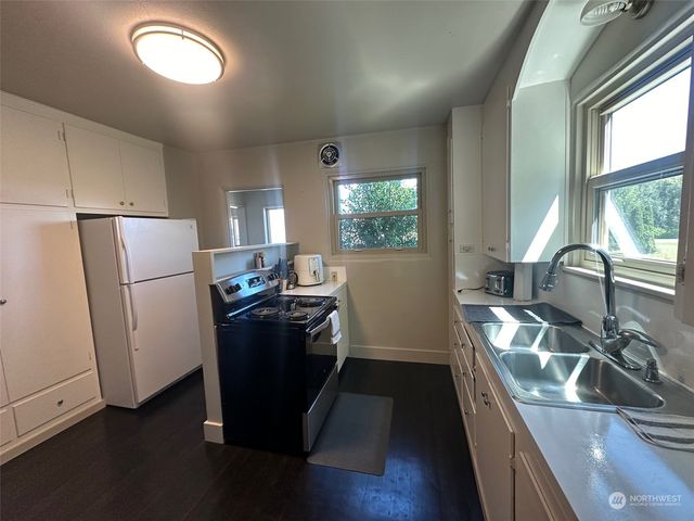 318 Morris Street, La Conner, WA 98257
