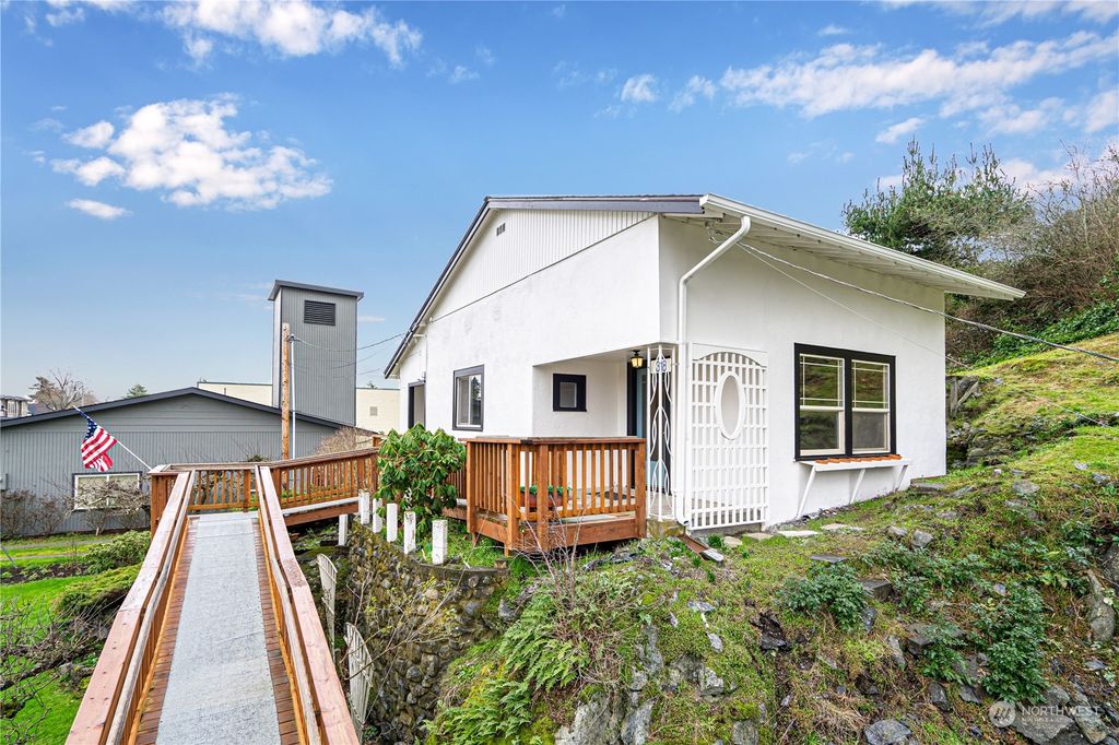 318 Morris Street, La Conner, WA 98257