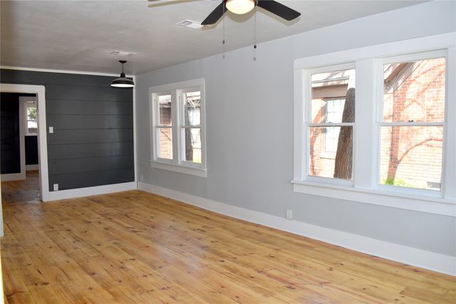 2703 1st Street, Brownwood, TX 76801