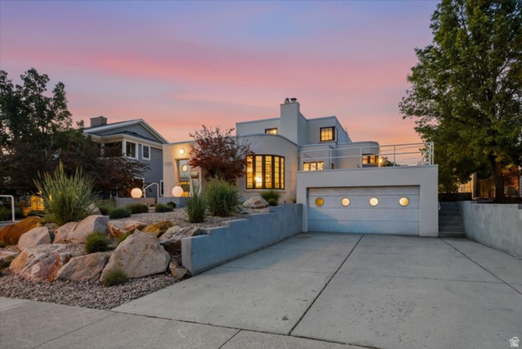 Image 3 of property listing at 1865 E HERBERT AVE, Salt Lake City, UT 84108