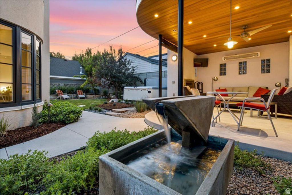 Image 29 of property listing at 1865 E HERBERT AVE, Salt Lake City, UT 84108