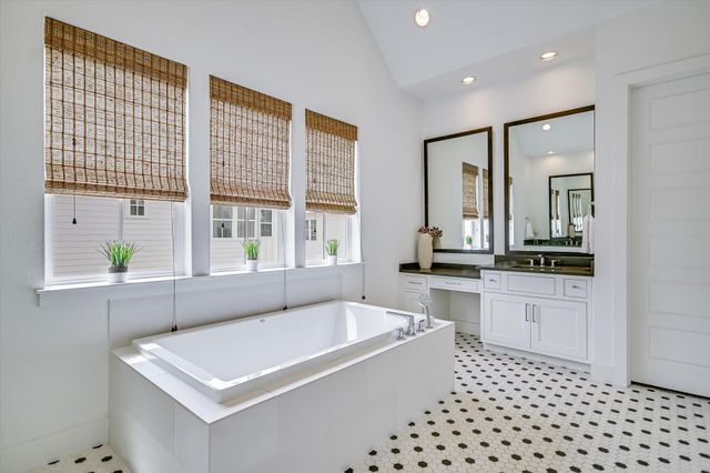 4407 Night Owl LN 12, Austin, TX 78723