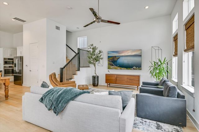 4407 Night Owl LN 12, Austin, TX 78723