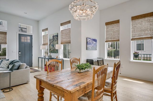 4407 Night Owl LN 12, Austin, TX 78723