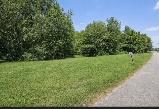 1819 Dodson St, Humboldt, TN 38343