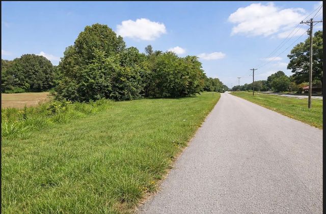 1819 Dodson St, Humboldt, TN 38343