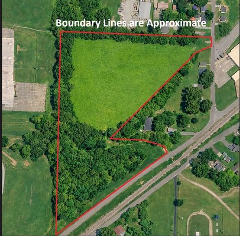 1819 Dodson St, Humboldt, TN 38343