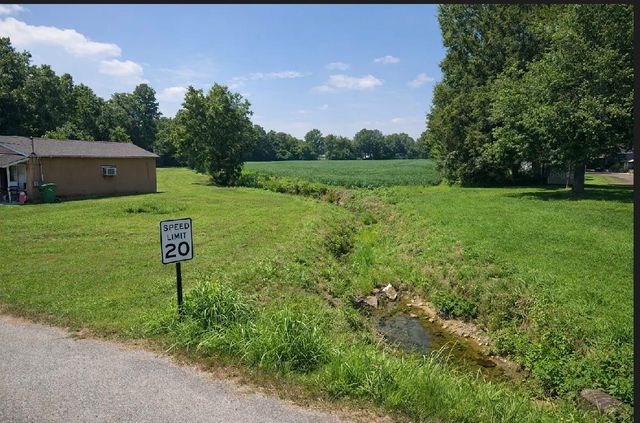 1819 Dodson St, Humboldt, TN 38343